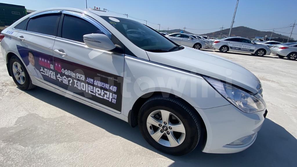 2016 HYUNDAI YF SONATA THE BRILLIANT 16 OF 16 TAXI REAL MILEAGE - 14
