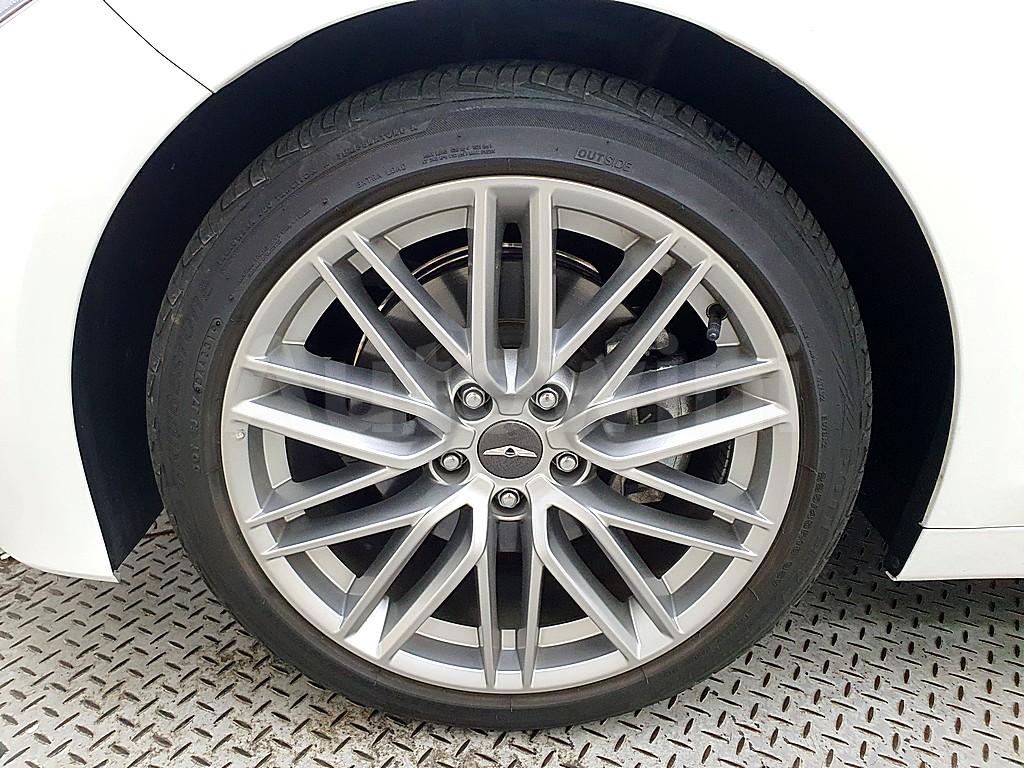 2020 GENESIS G70 2.0T 2WD ELITE - 16