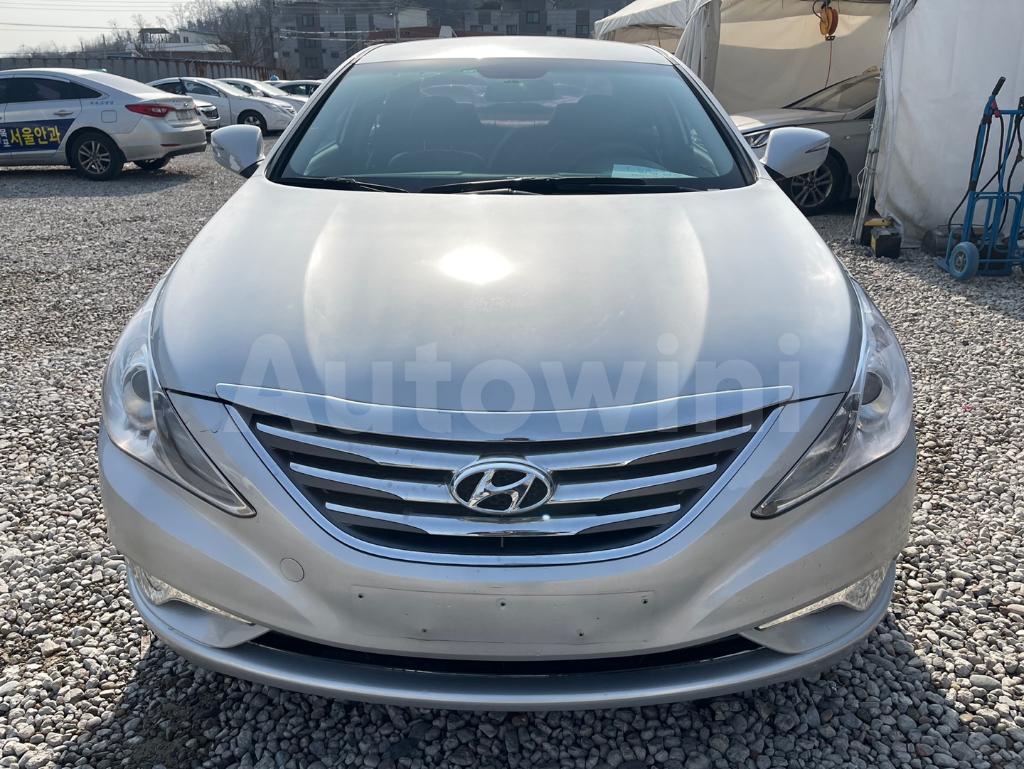 KMHEC41LBGA684681 2016 HYUNDAI YF SONATA THE BRILLIANT LPG TAXI-0