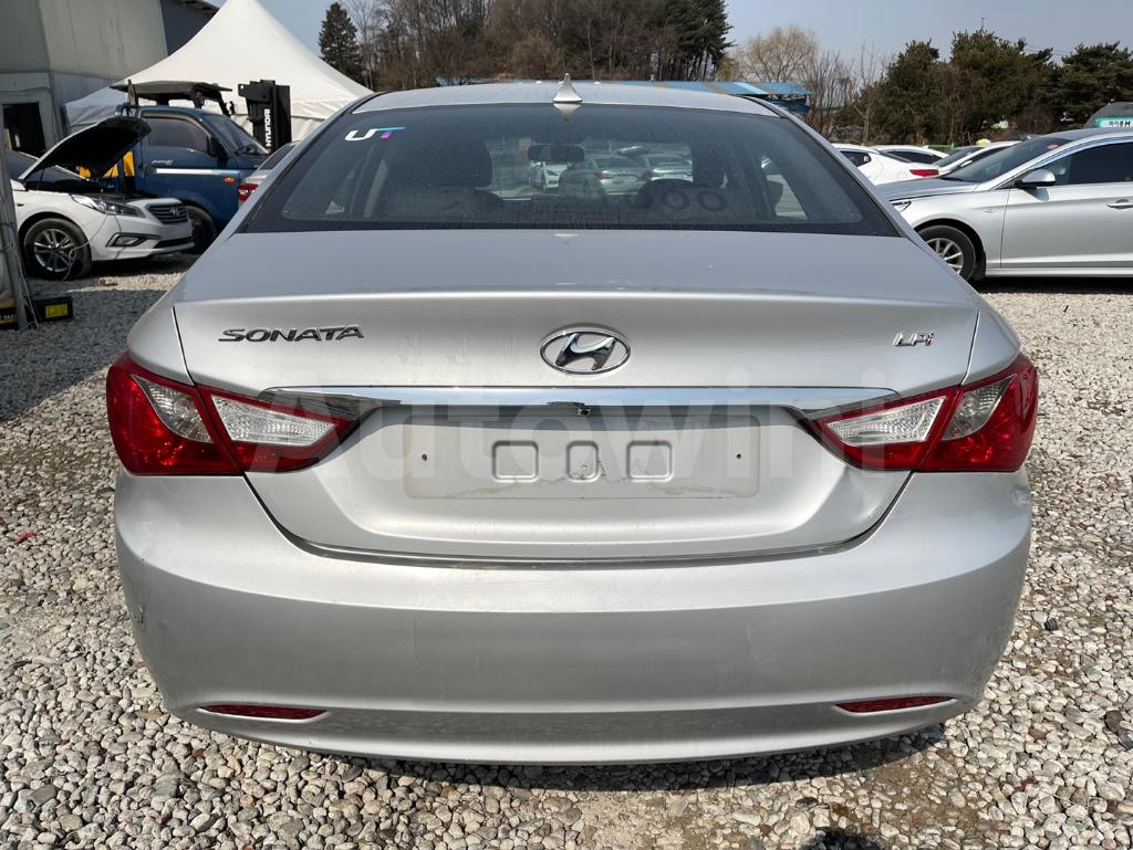 KMHEC41LBGA686556 2016 HYUNDAI YF SONATA THE BRILLIANT LPG TAXI-4