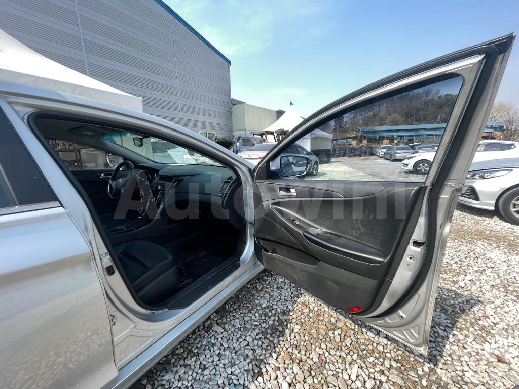 2016 HYUNDAI YF SONATA THE BRILLIANT LPG TAXI - 12