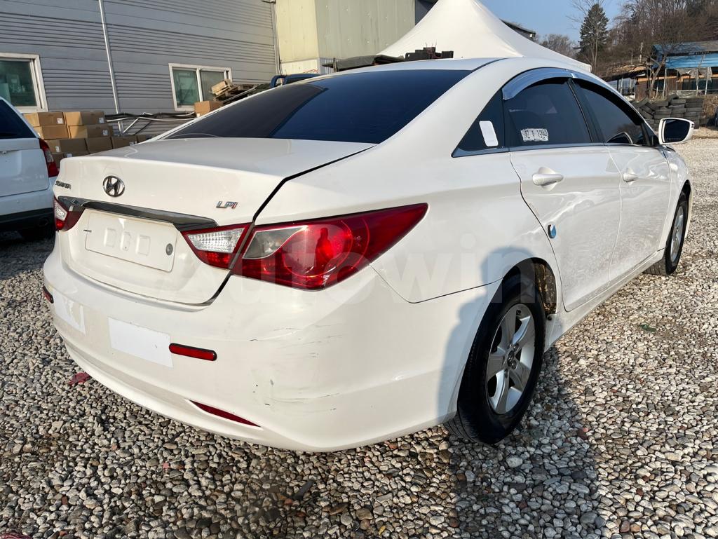 KMHEC41LBGA683749 2016 HYUNDAI YF SONATA THE BRILLIANT LPG TAXI-5
