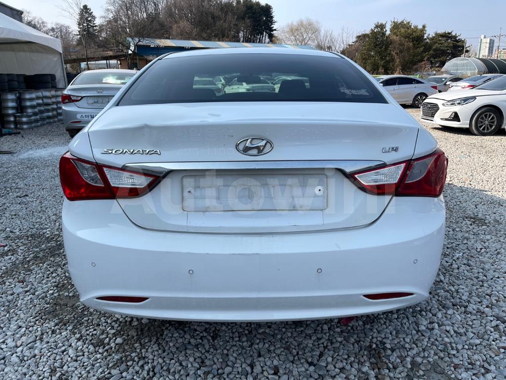 KMHEC41LBGA681864 2016 HYUNDAI YF SONATA THE BRILLIANT LPG TAXI-4