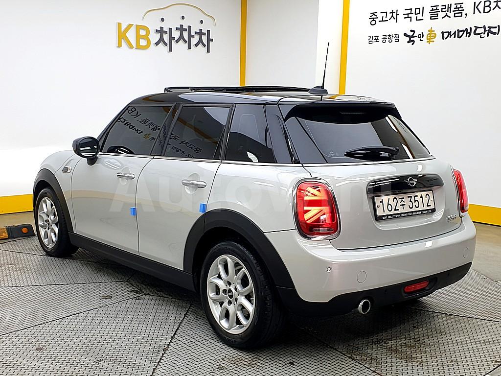 2020 MINI COOPER 1.5 5 DOOR HIGH - 4