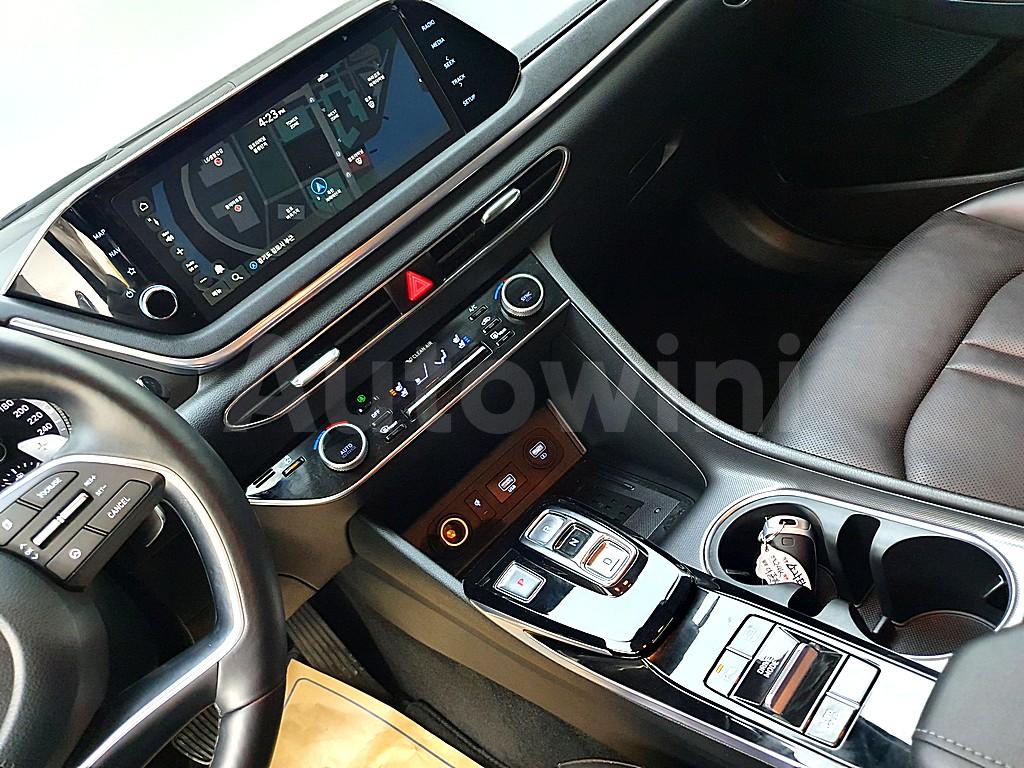 2020 HYUNDAI SONATA DN8 1.6T PREMIUM FAMILY - 9