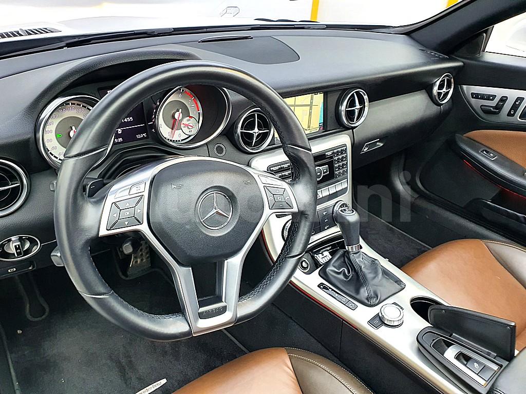 WDDPK4JAXCF036857 2012 MERCEDES BENZ SLK CLASS SLK200 BLUEEFFICIENCY R172-5