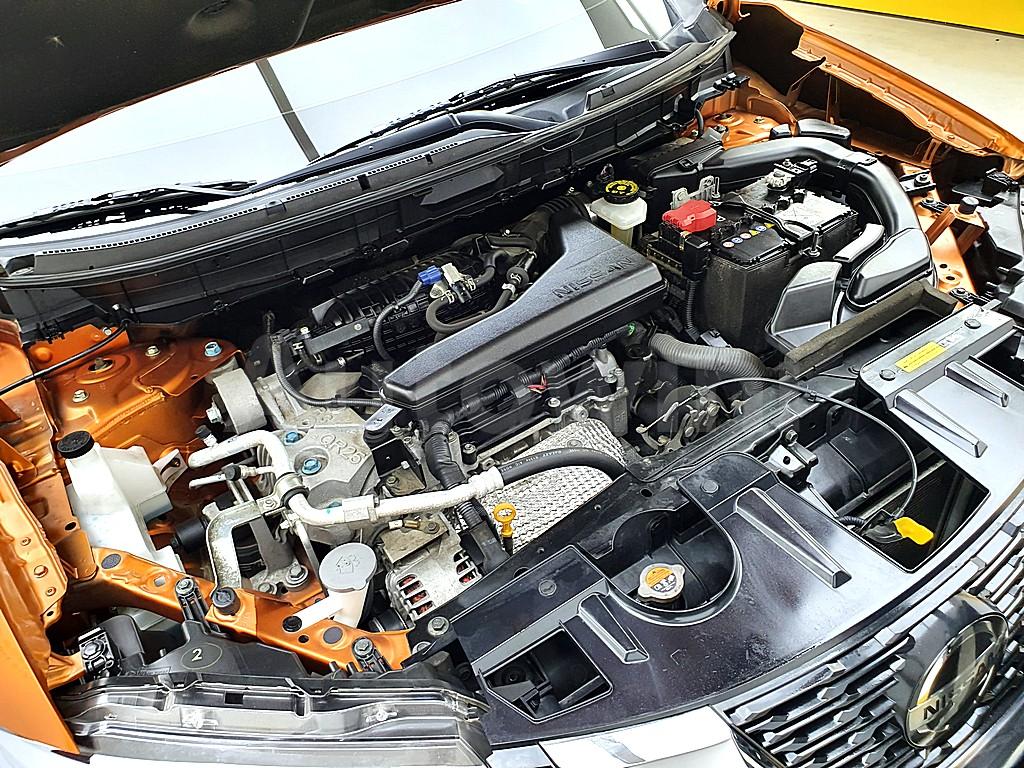 JN1AT2MV5JW000395 2018 NISSAN X TRAIL 2.5 4WD-5