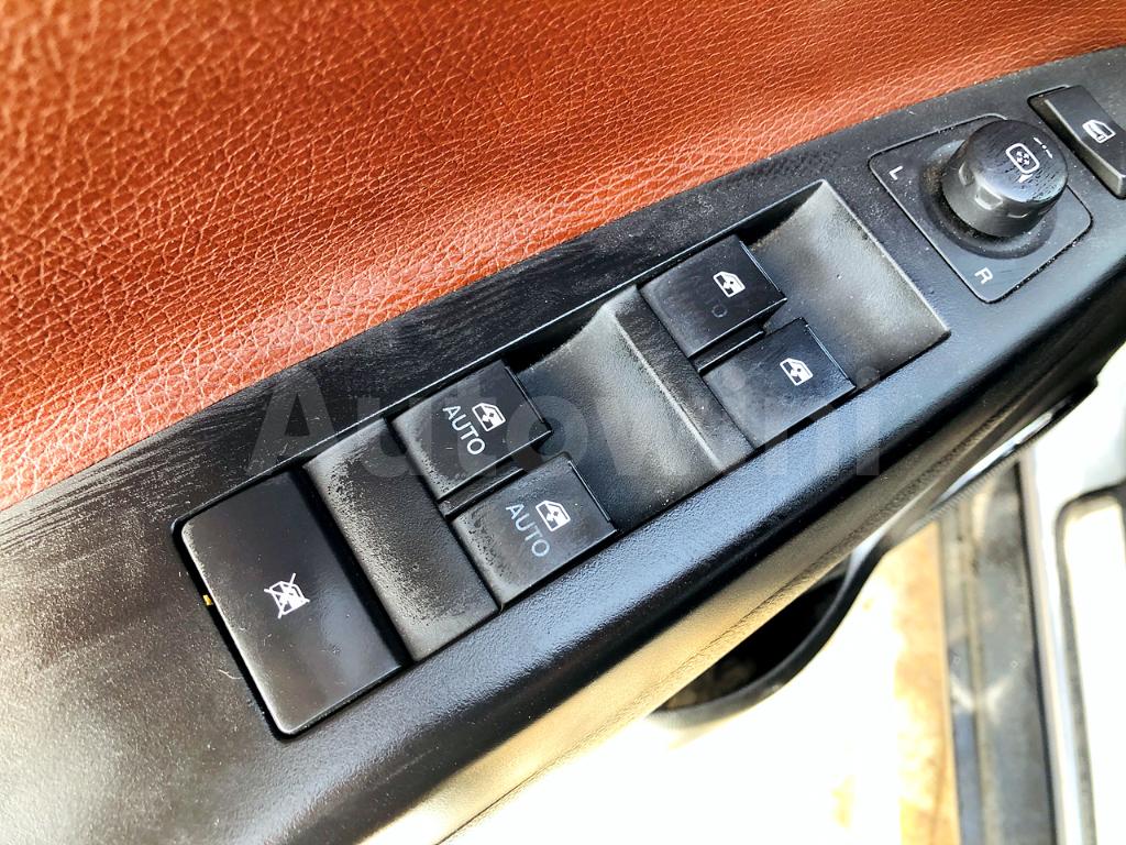 2010 GM DAEWOO (CHEVROLET) WINSTORM 4WD / AUTO - 32