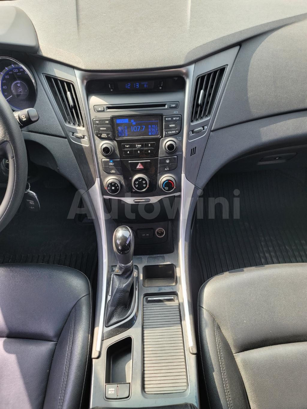 2016 HYUNDAI YF SONATA THE BRILLIANT A/T - 25