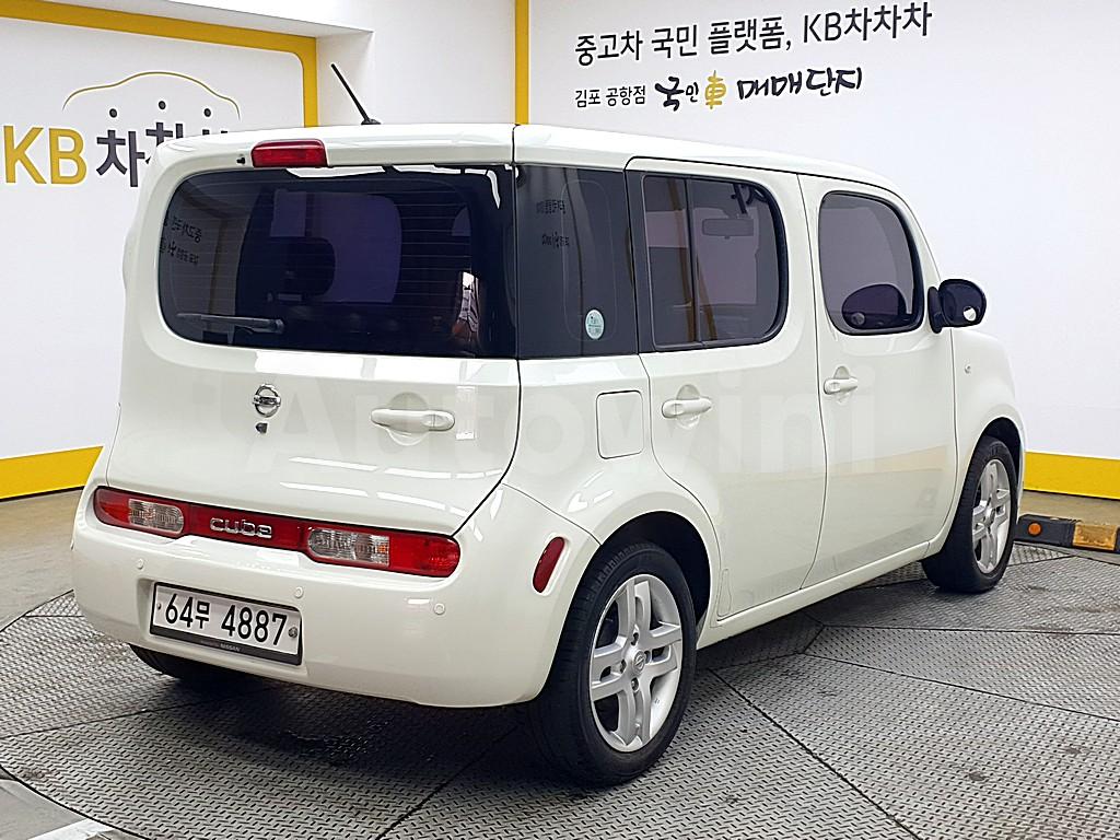JN1AZ23E9BT002170 2011 NISSAN CUBE 1.8 SL CVT Z12-2
