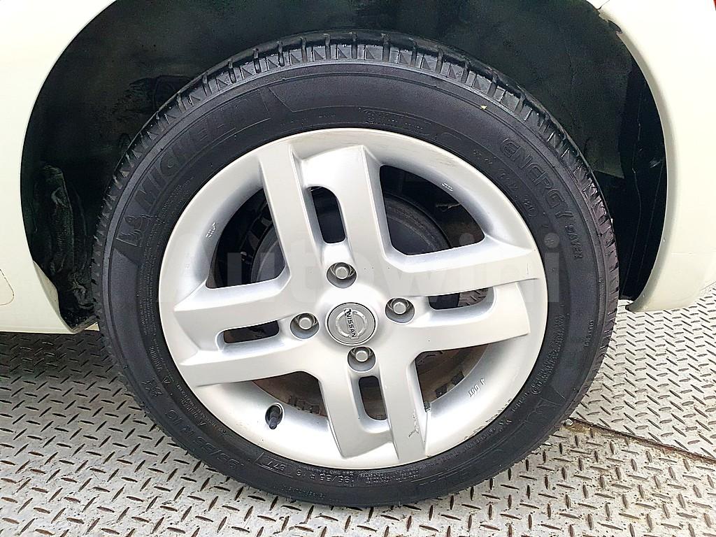 2011 NISSAN CUBE 1.8 SL CVT Z12 - 19