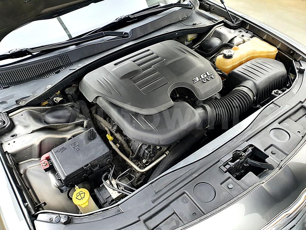 2C3CA6CG4BH591703 2011 CHRYSLER  300C 3.6-5
