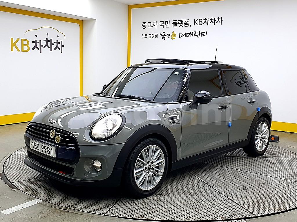 WMWXT310XF2B72751 2015 MINI COOPER D 1.5 5 DOOR HIGH 3RD GEN-0