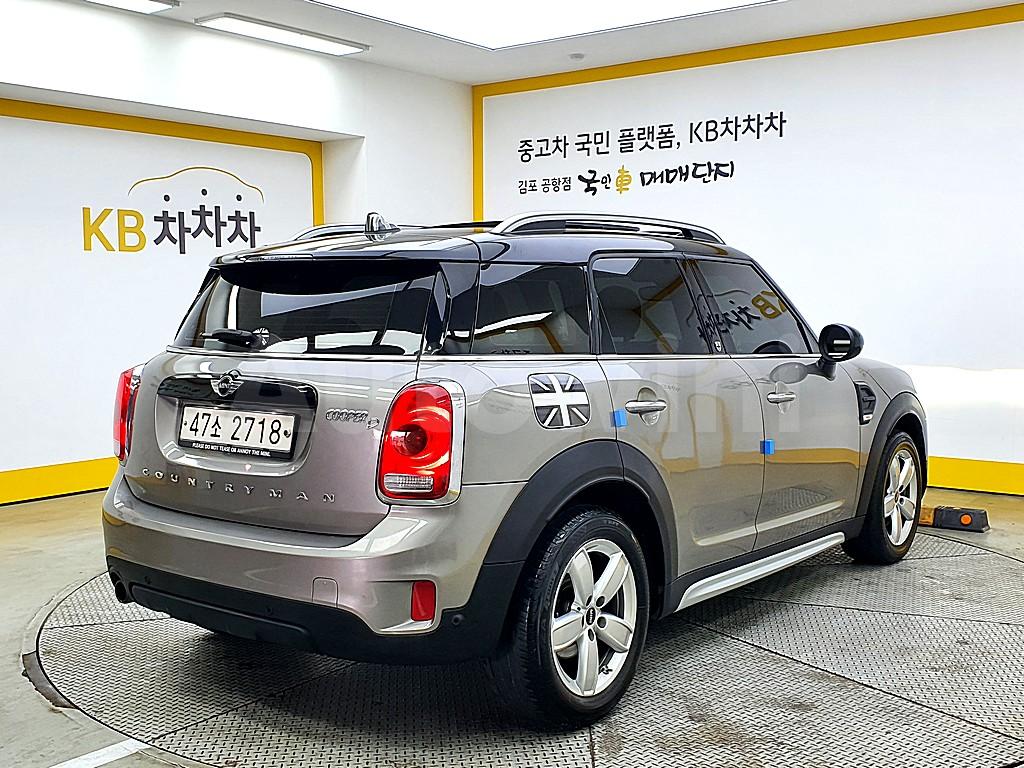 WMWYT9104H3D74814 2017 MINI COOPER D COUNTRYMAN BASIC-2