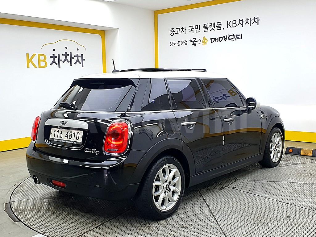 2015 MINI COOPER 1.5 5-DOOR MID 3RD GEN - 3