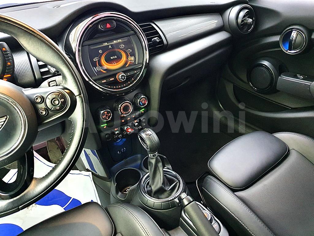 2015 MINI COOPER 1.5 5-DOOR MID 3RD GEN - 11