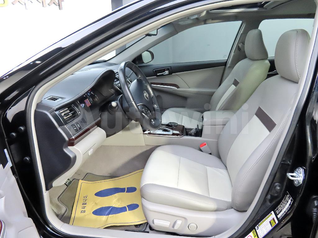 2012 TOYOTA  CAMRY 2.5 XLE - 8