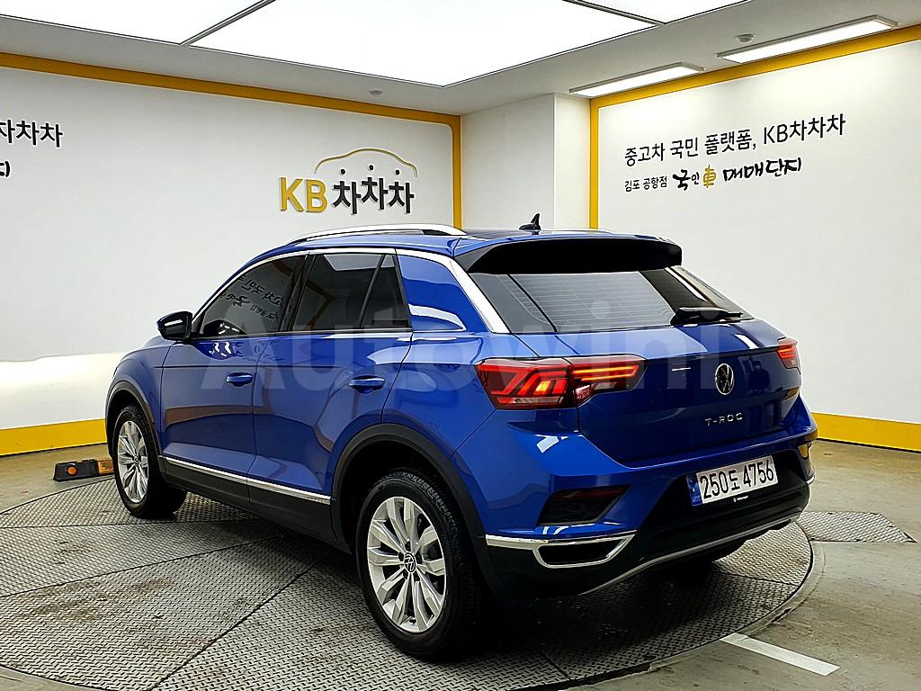 WVGZZZA1ZMV032330 2021 VOLKSWAGEN T-ROC 2.0 TDI PREMIUM-3