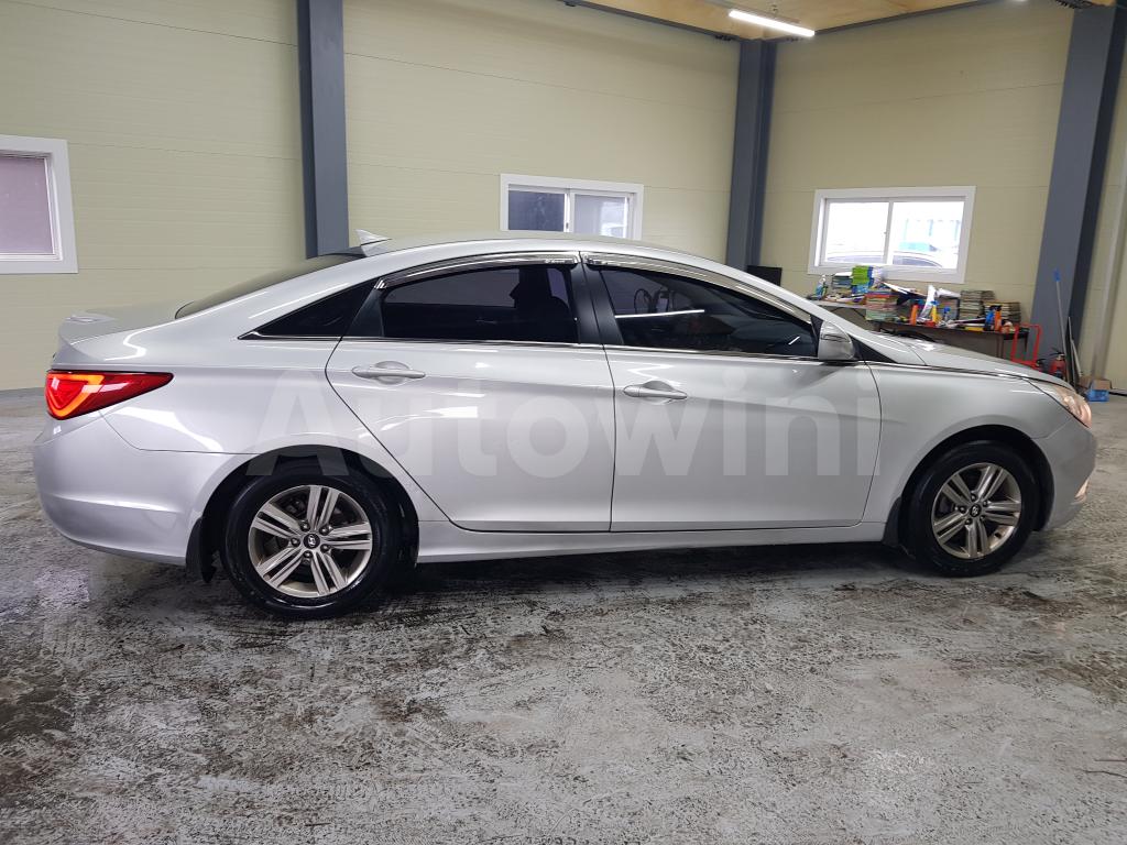 KMHEC41LBDA556059 2013 HYUNDAI YF SONATA THE BRILLIANT REAR COM+REAR SENCER-4