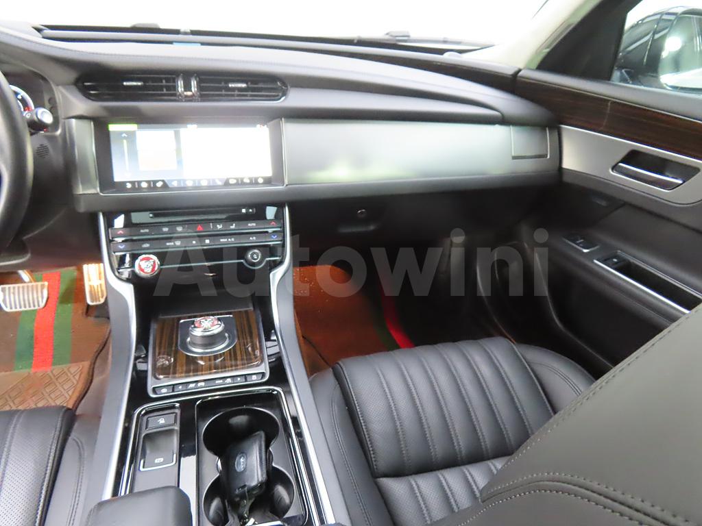 2019 JAGUAR XF 2.0D X260 - 10