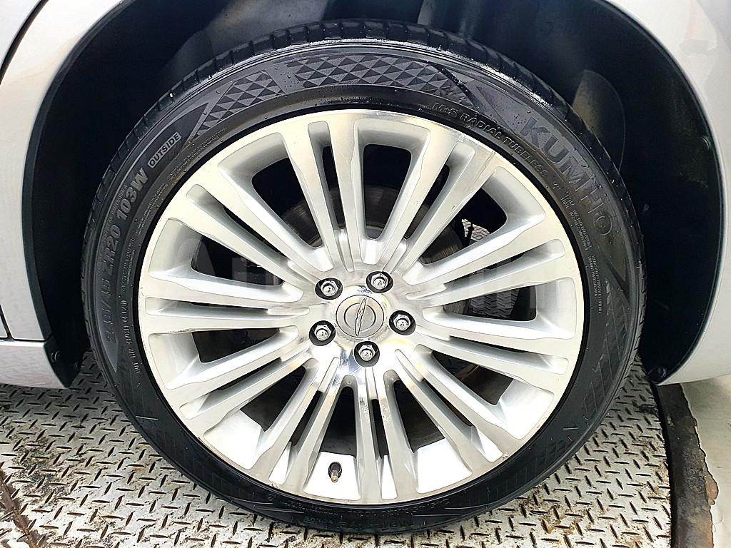 2014 CHRYSLER  300C LX - 16