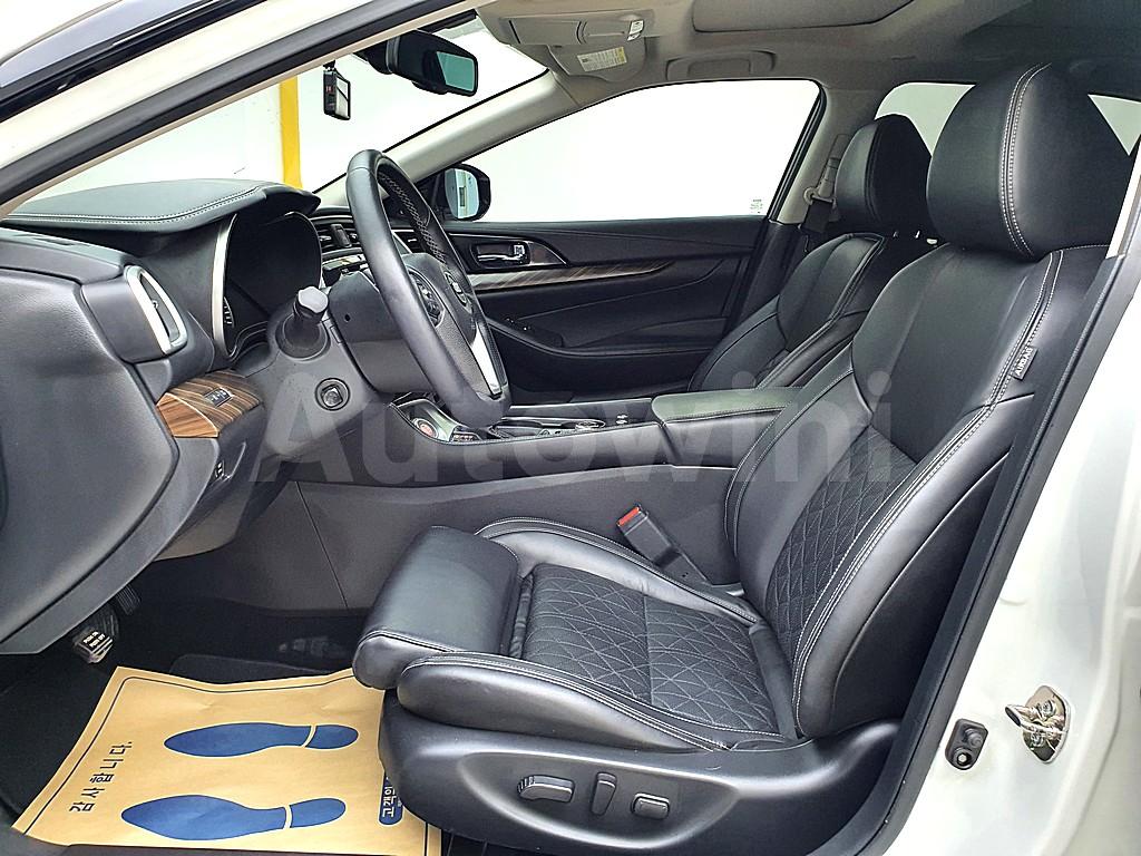 2017 NISSAN MAXIMA A36  3.5 PLATINUM - 9