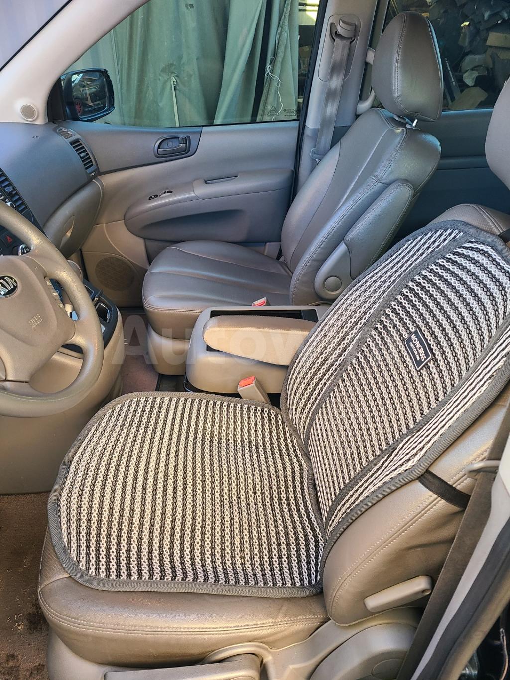 2014 KIA GRAND CARNIVAL R GX - 13