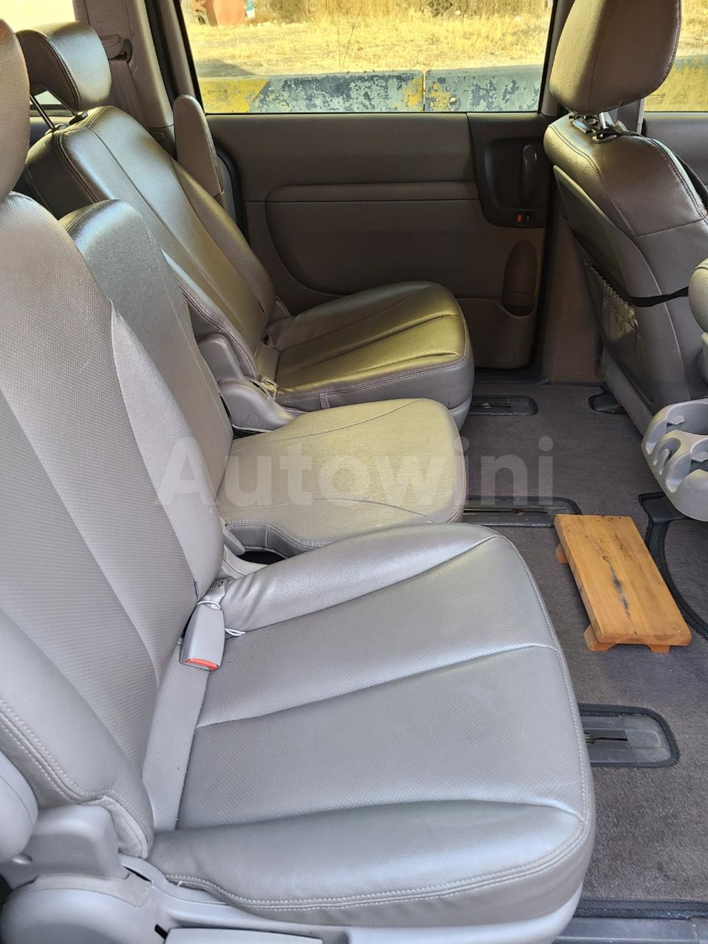 2014 KIA GRAND CARNIVAL R GX - 14