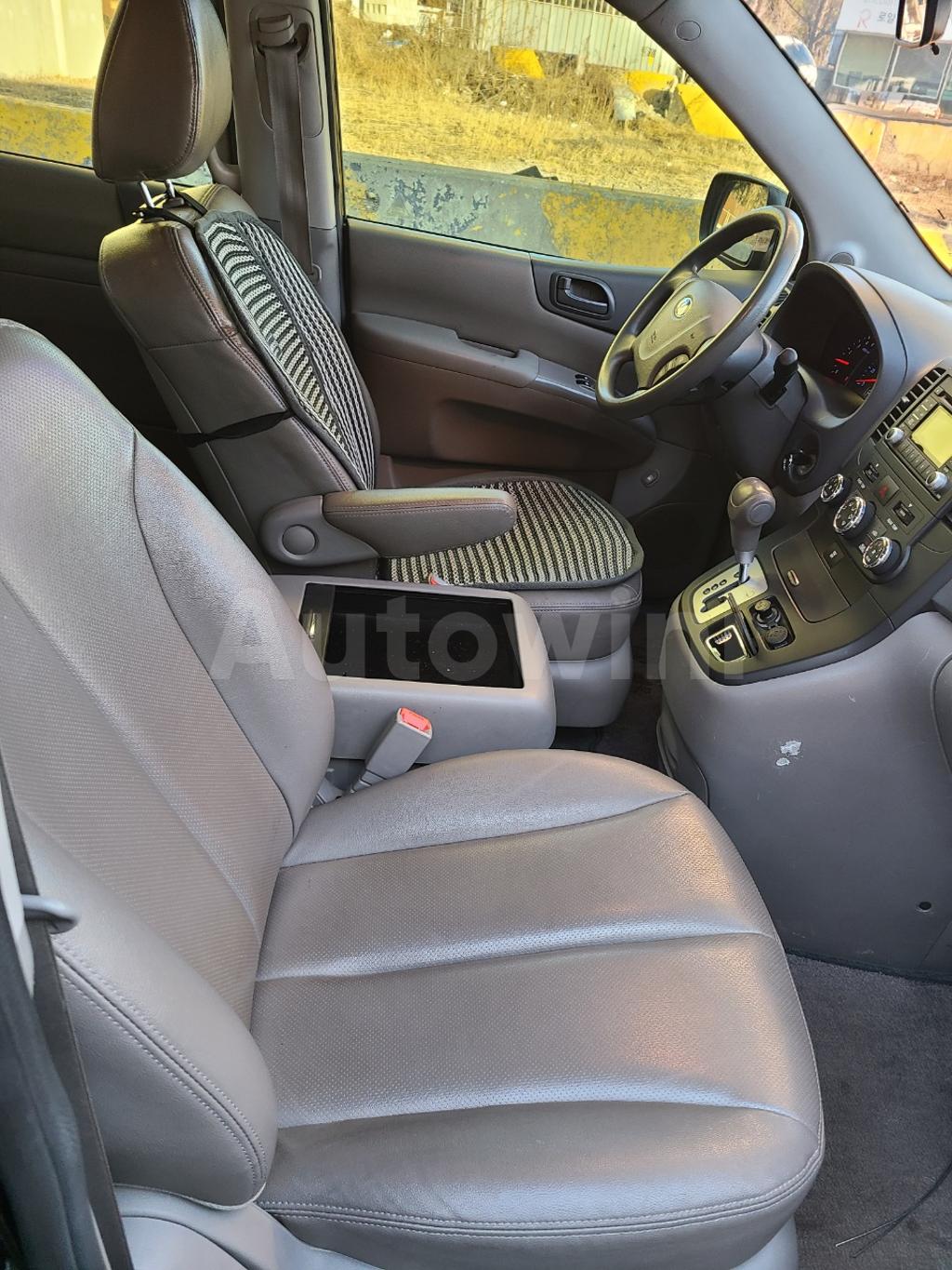 2014 KIA GRAND CARNIVAL R GX - 15