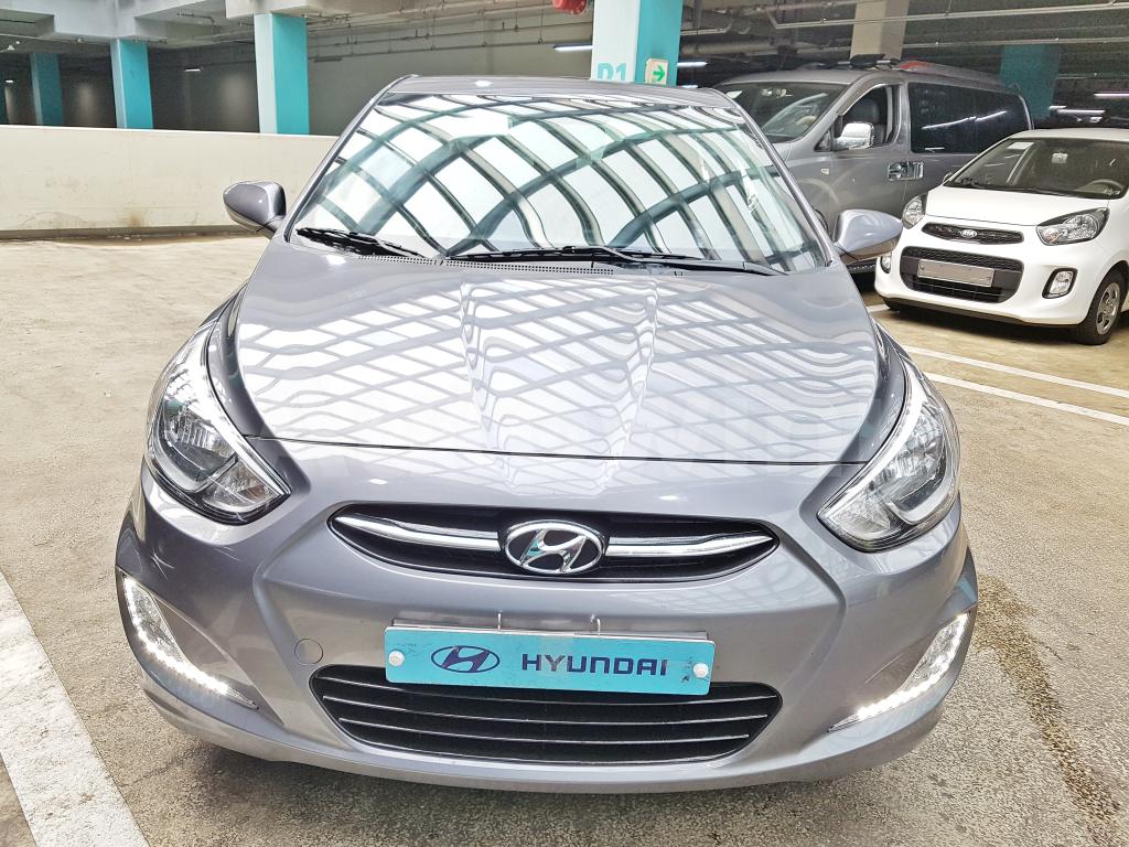 KMHCS41UGHU146760 2017 HYUNDAI ACCENT  D-(15R+LED+ANDROID+LEATHER )-2