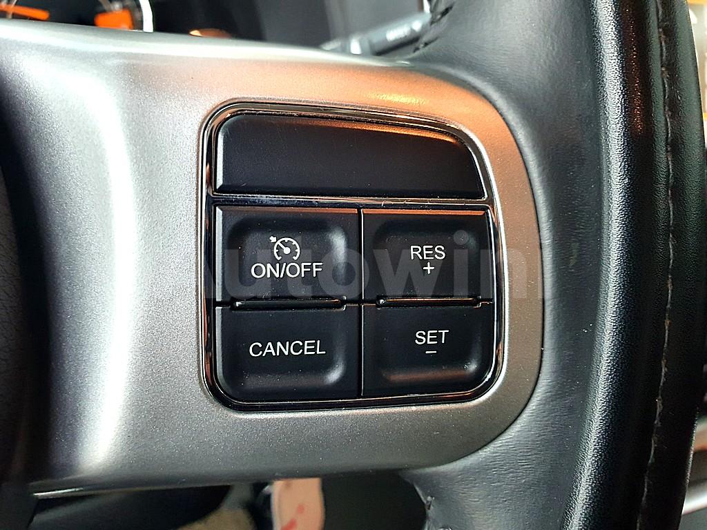 2015 JEEP COMPASS 2.4 LIMITED 4WD 1ST GEN - 16