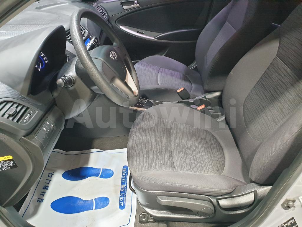2017 HYUNDAI ACCENT  DIESEL ABS - 13