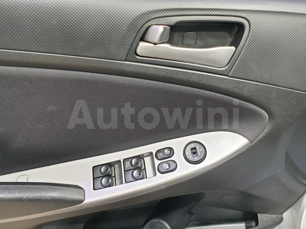 2017 HYUNDAI ACCENT  DIESEL ABS - 32