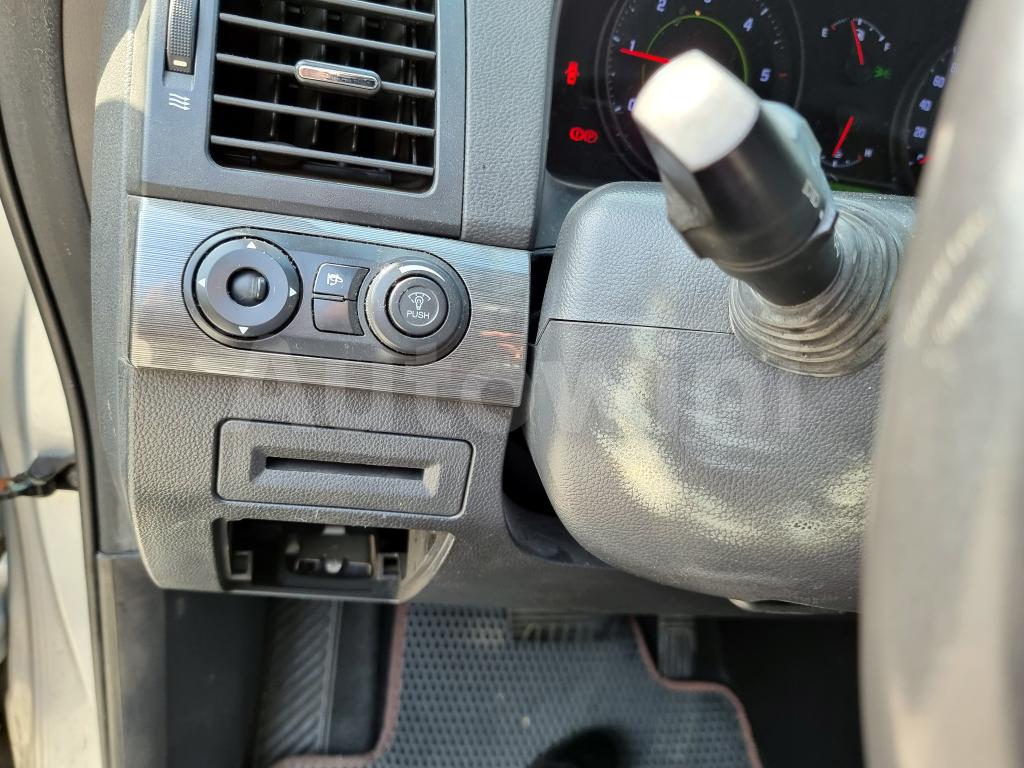 2010 GM DAEWOO (CHEVROLET) WINSTORM LT / 7SEAT - 23