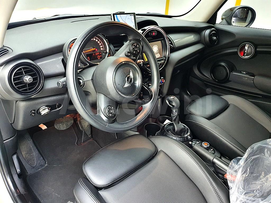 WMWXN310XH2E01068 2017 MINI COOPER D 1.5 MID-4