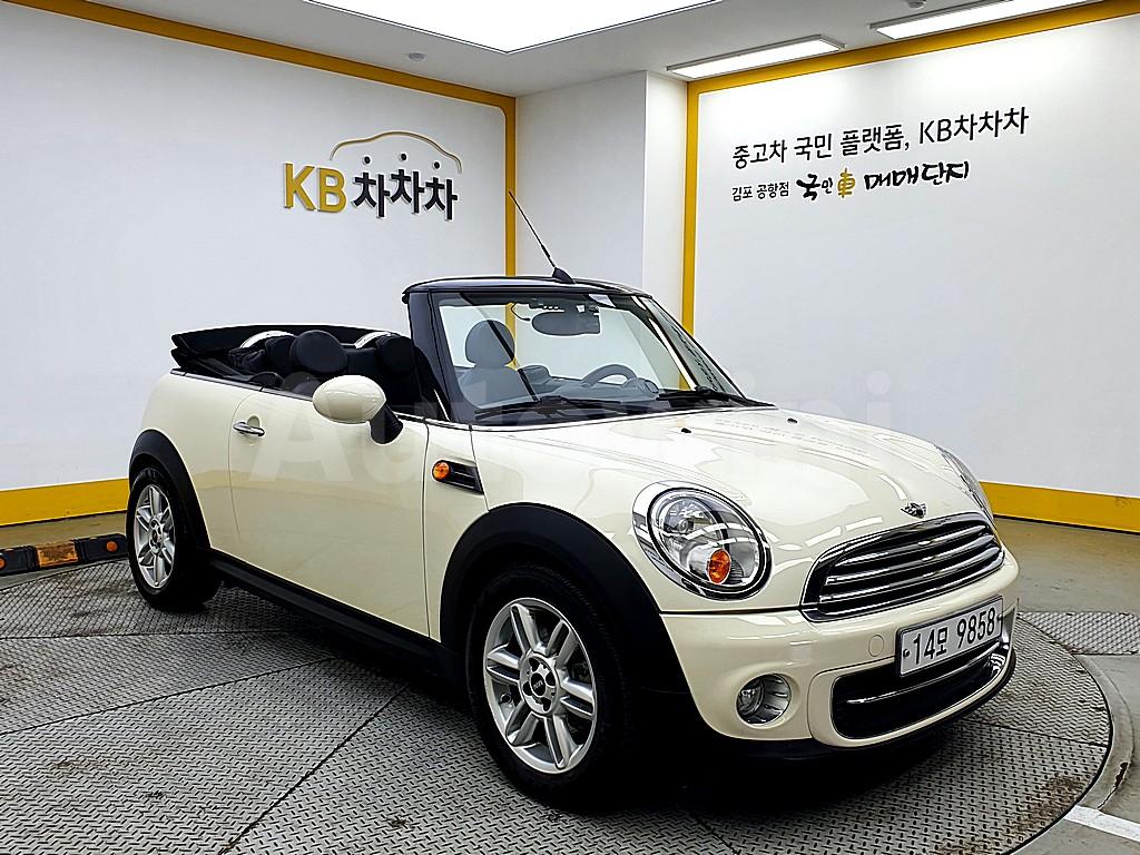 WMWZN3107CT313197 2012 MINI COOPER CONVERTIBLE 1.6 BASIC-1