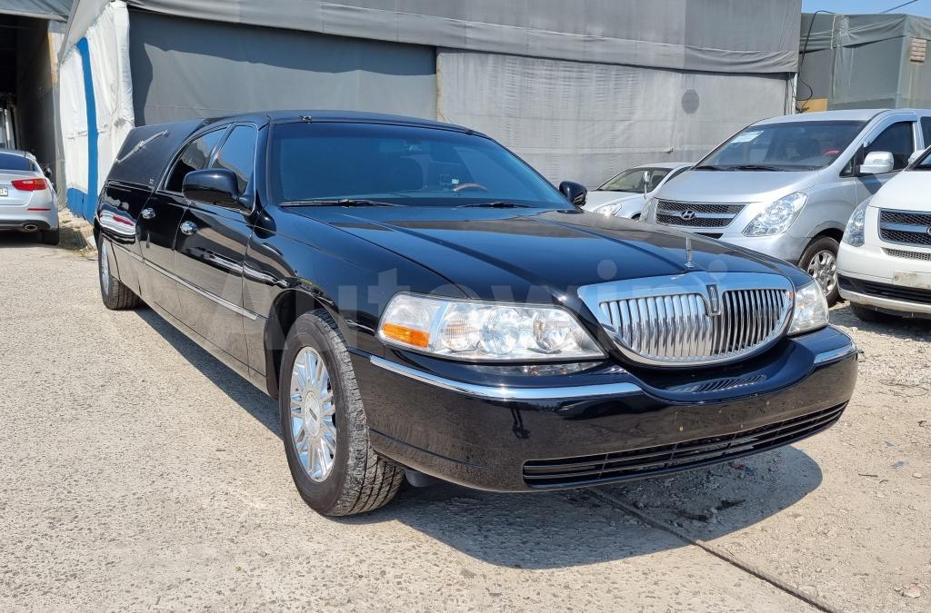 2LNBL8CW2AX611127 2010 LINCOLN TOWN CAR A/T-5