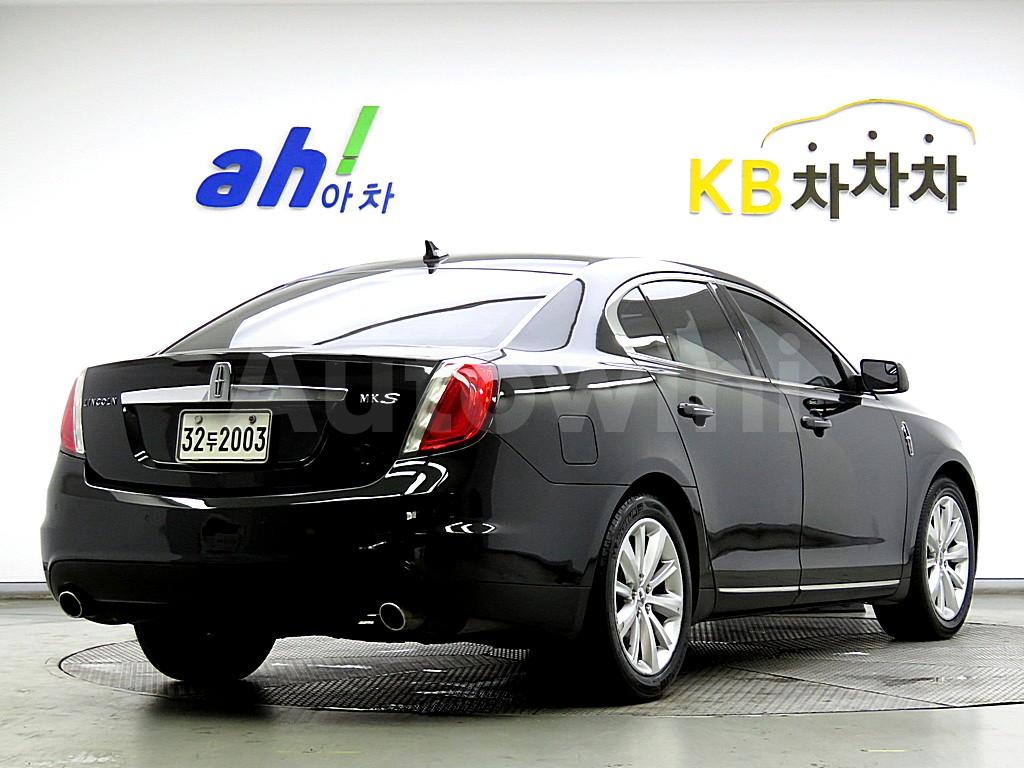 1LNHL9DR7AG608187 2010 LINCOLN MKS 3.7-2