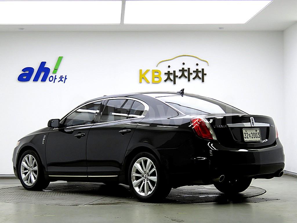 1LNHL9DR7AG608187 2010 LINCOLN MKS 3.7-3