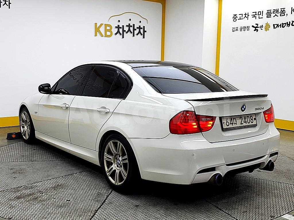 2011 BMW 3 SERIES E90  320D M SPORT - 4