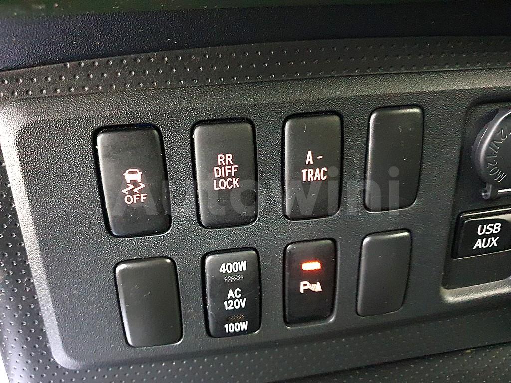2014 TOYOTA FJ CRUISER 4WD V6 - 14