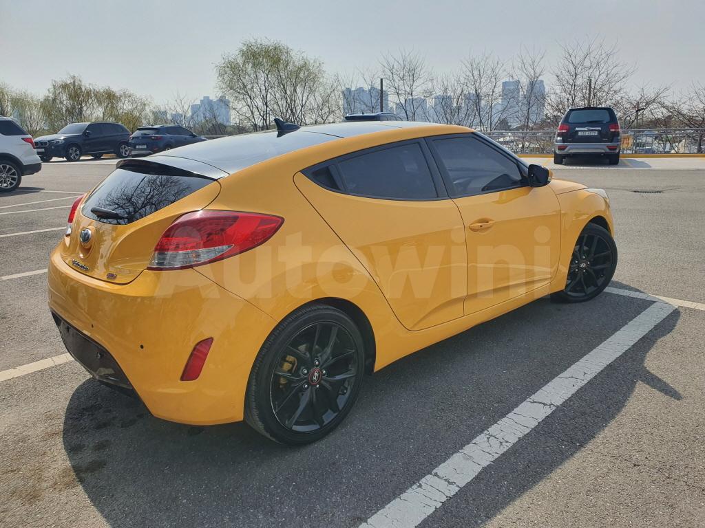 KMHTE61DBCU007294 2012 HYUNDAI VELOSTER TURBO (18R+PANORAMA+BUTTON START)-4