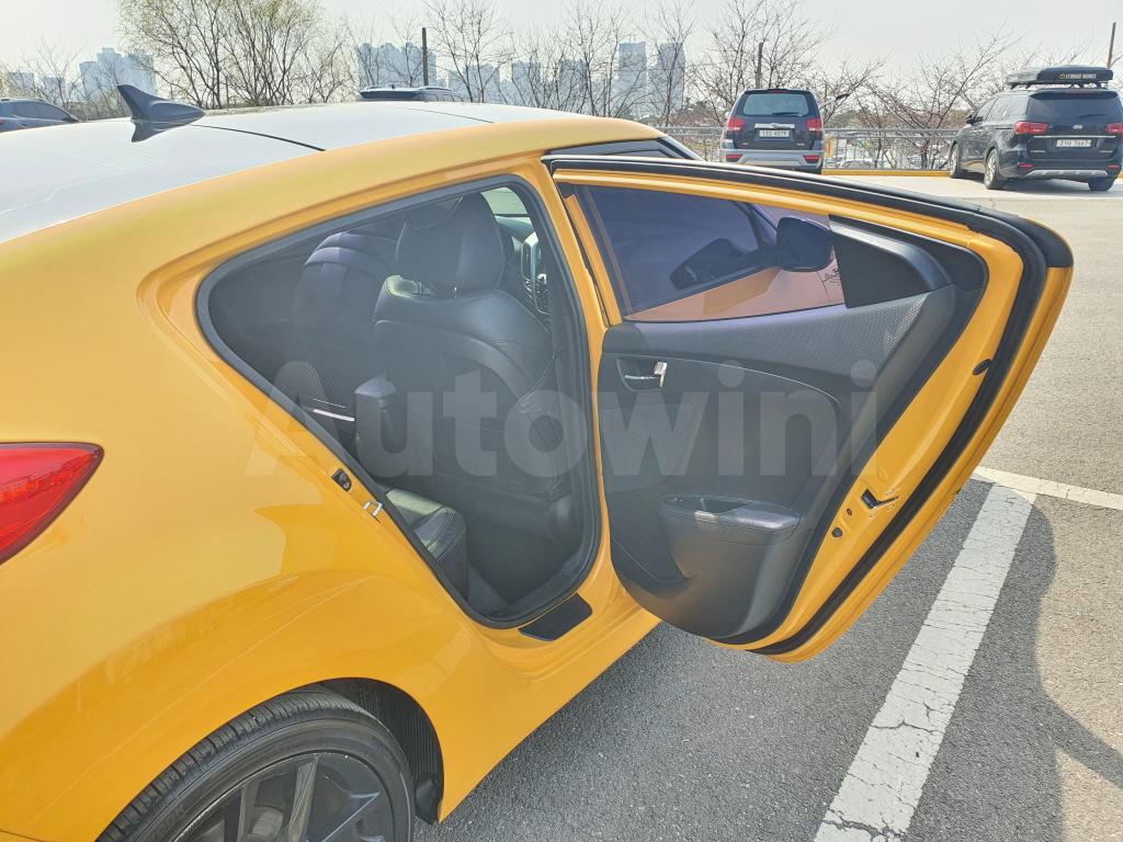 2012 HYUNDAI VELOSTER TURBO (18R+PANORAMA+BUTTON START) - 31