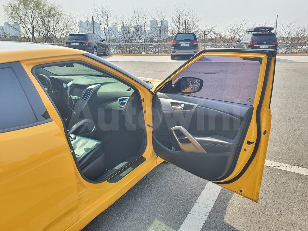2012 HYUNDAI VELOSTER TURBO (18R+PANORAMA+BUTTON START) - 32