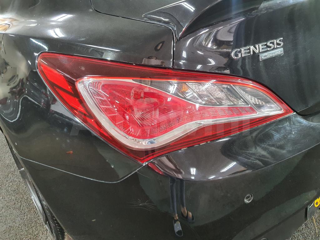 2010 HYUNDAI GENESIS COUPE SMARTKEY+NAVI+REARCAM+SUNROOF - 12