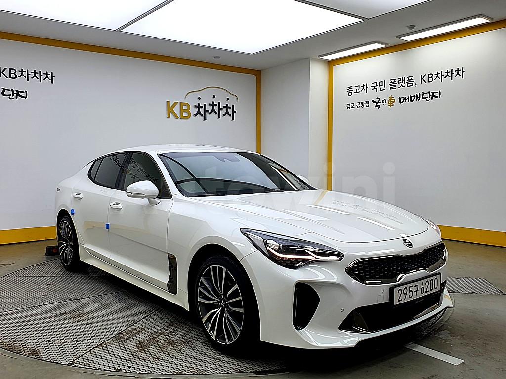 KNAE351ABLS080168 2020 KIA STINGER 2.0 TURBO 2WD PLATINUM-1