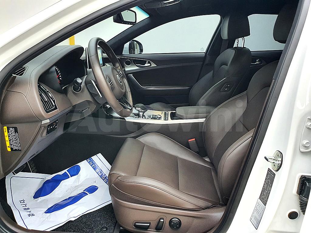 2020 KIA STINGER 2.0 TURBO 2WD PLATINUM - 8