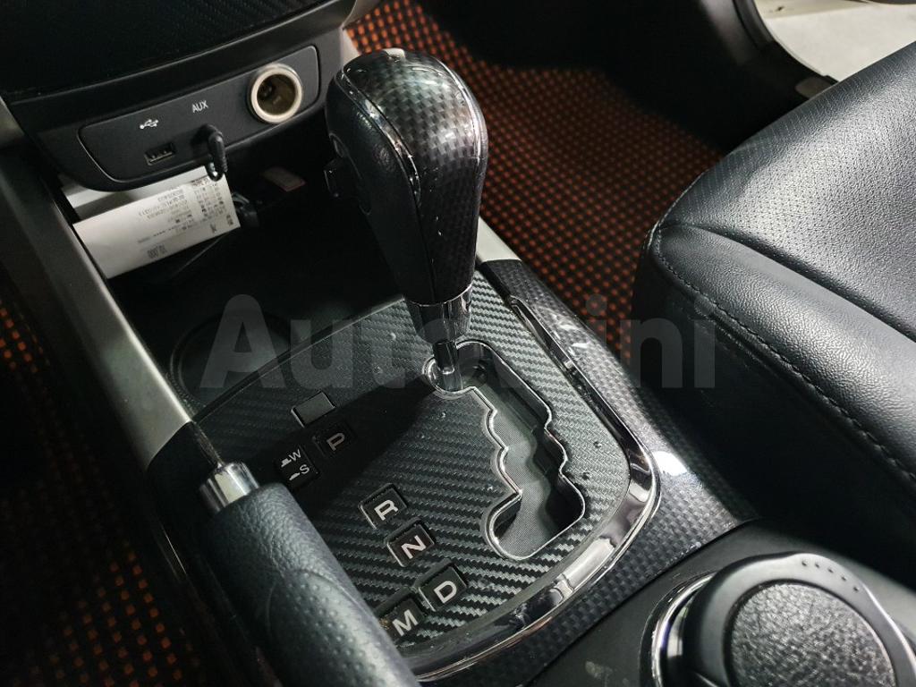 2013 SSANGYONG KORANDO C 2WD CLUBBY*S.KEY NAVI SUNROOF* - 38
