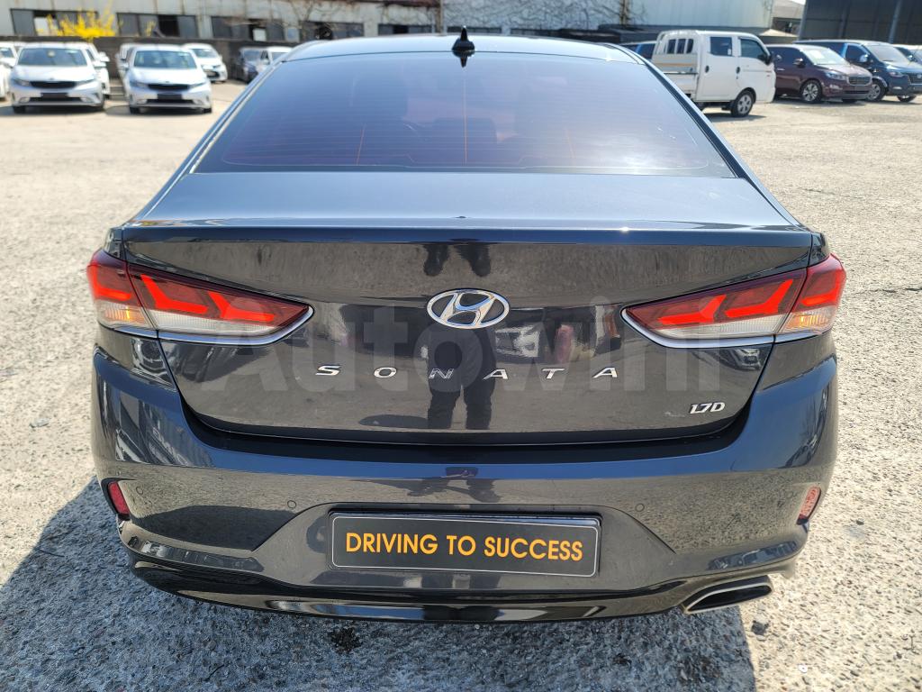 KMHE241AGJA348430 2018 HYUNDAI SONATA RISE DIESEL SMART-KEY POWER.S CAM-5