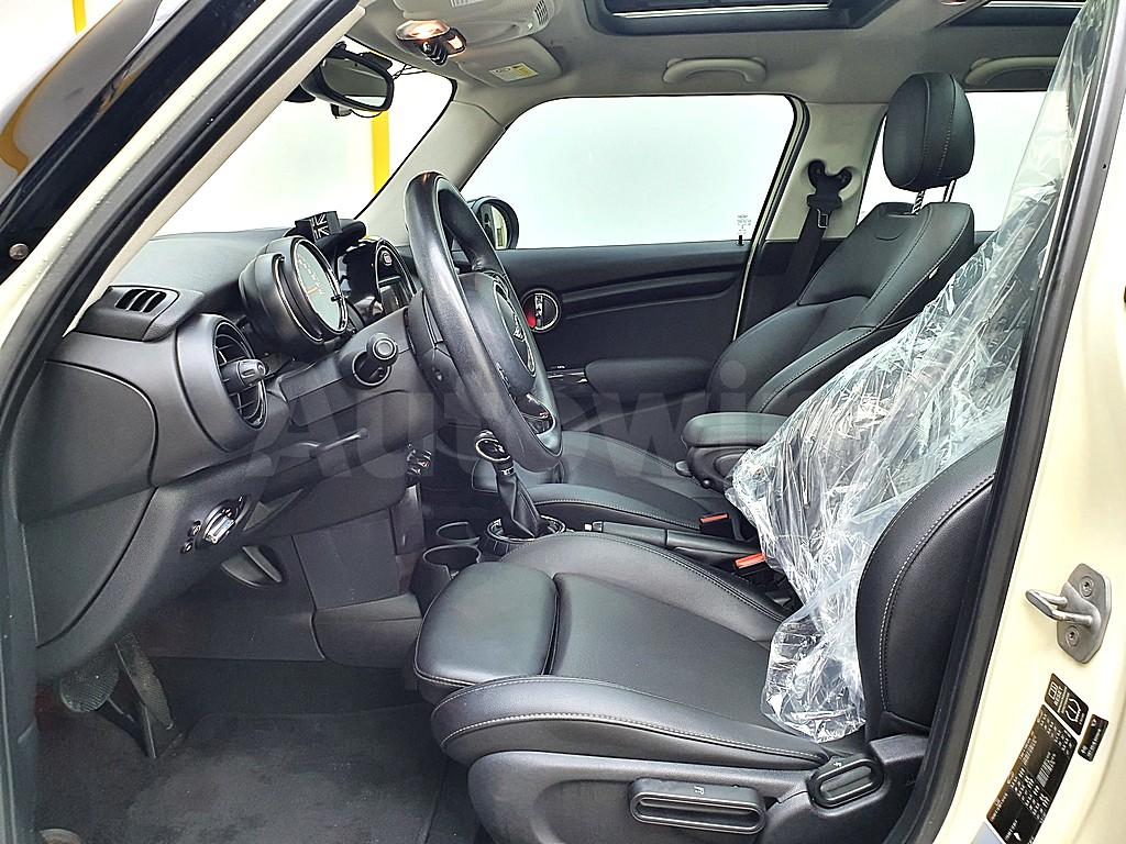 2015 MINI COOPER D 1.5 5-DOOR MID 3RD GEN - 9